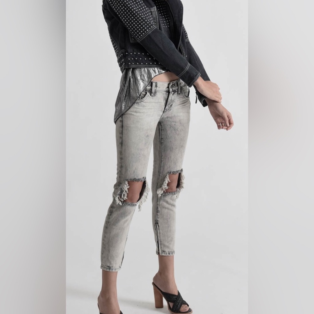 One Teaspoon Harley Freebirds Low Waist Rigid Skinny Jeans